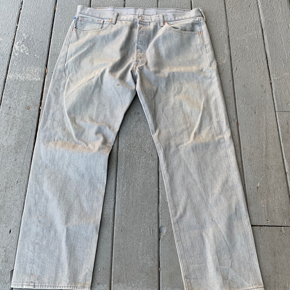 Levi’s 501 gray men’s jeans